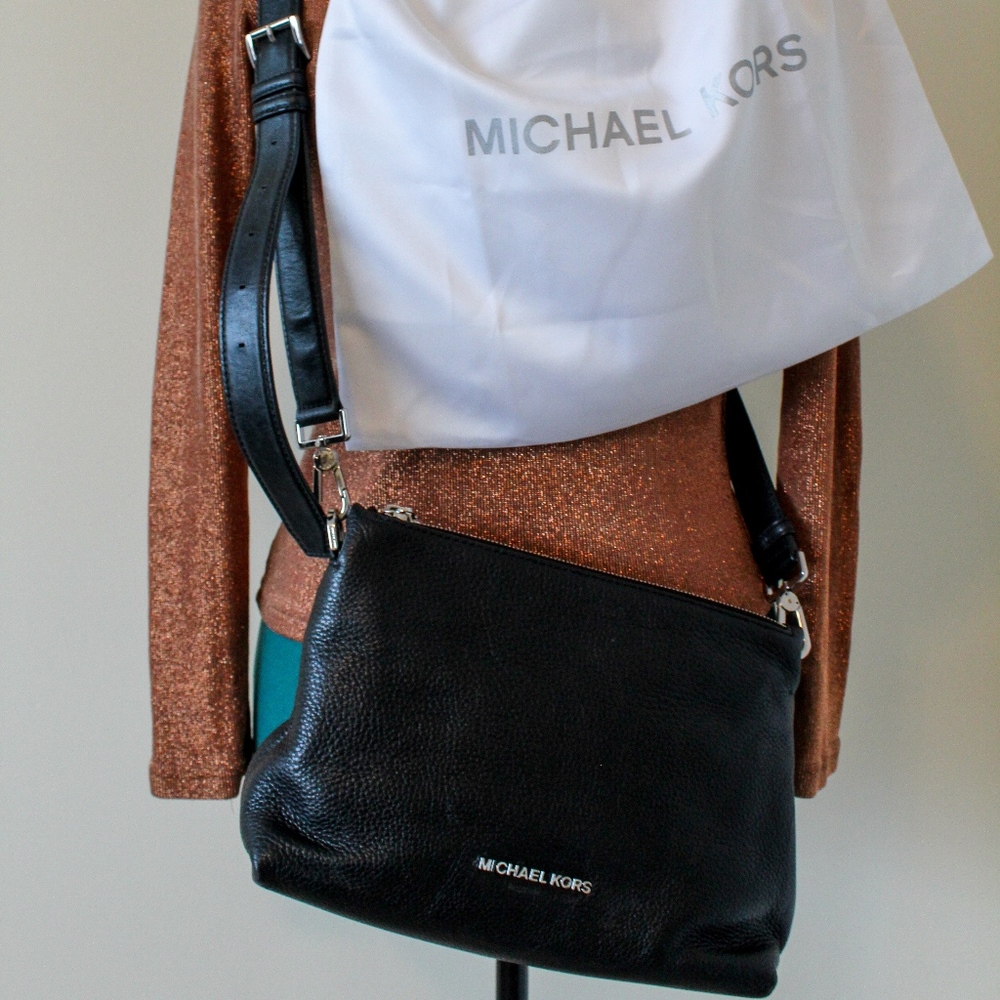 Michael Kors Black Leather Crossbody w/ Dustbag